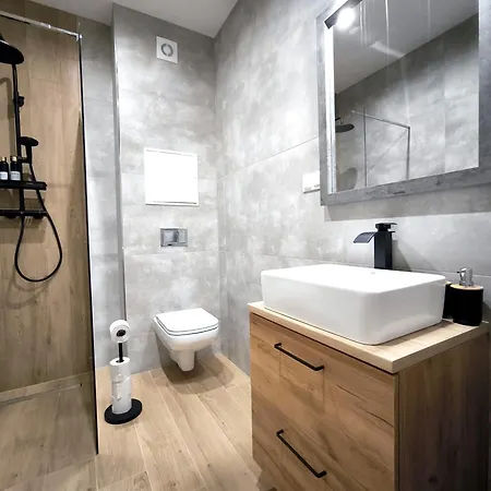 Casa de hóspedes Karpatia S Privátnym Parkovaním Svidnik