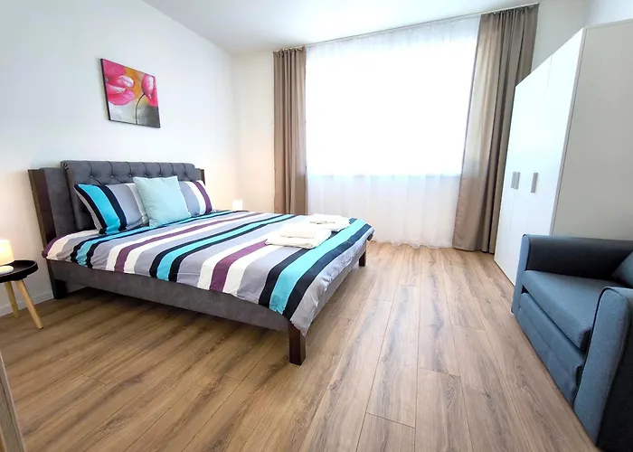 Karpatia S Privatnym Parkovanim 게스트하우스